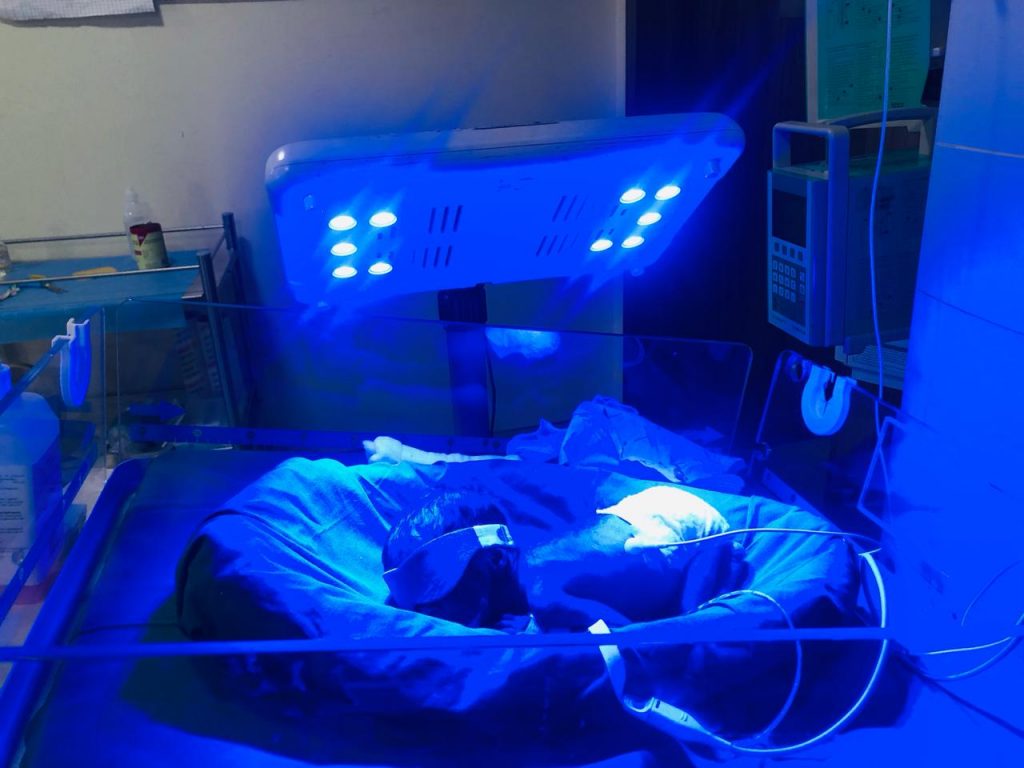 Neonatal phototherapy treatment for newborn care under advanced NICU unit at Vasavi Hospitals.