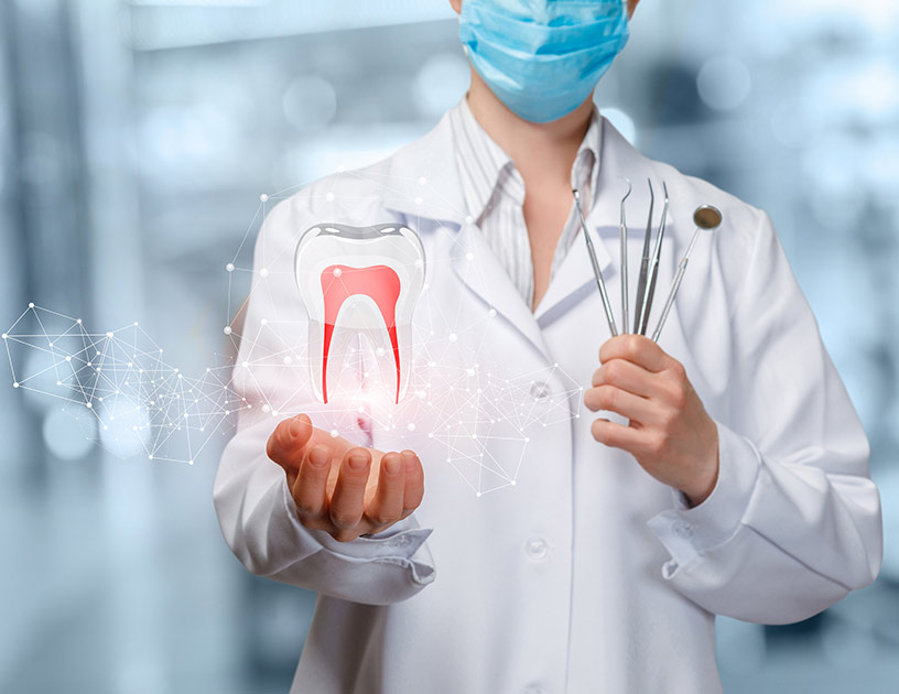 Vasavi Hospitals dentist with digital tooth care.
