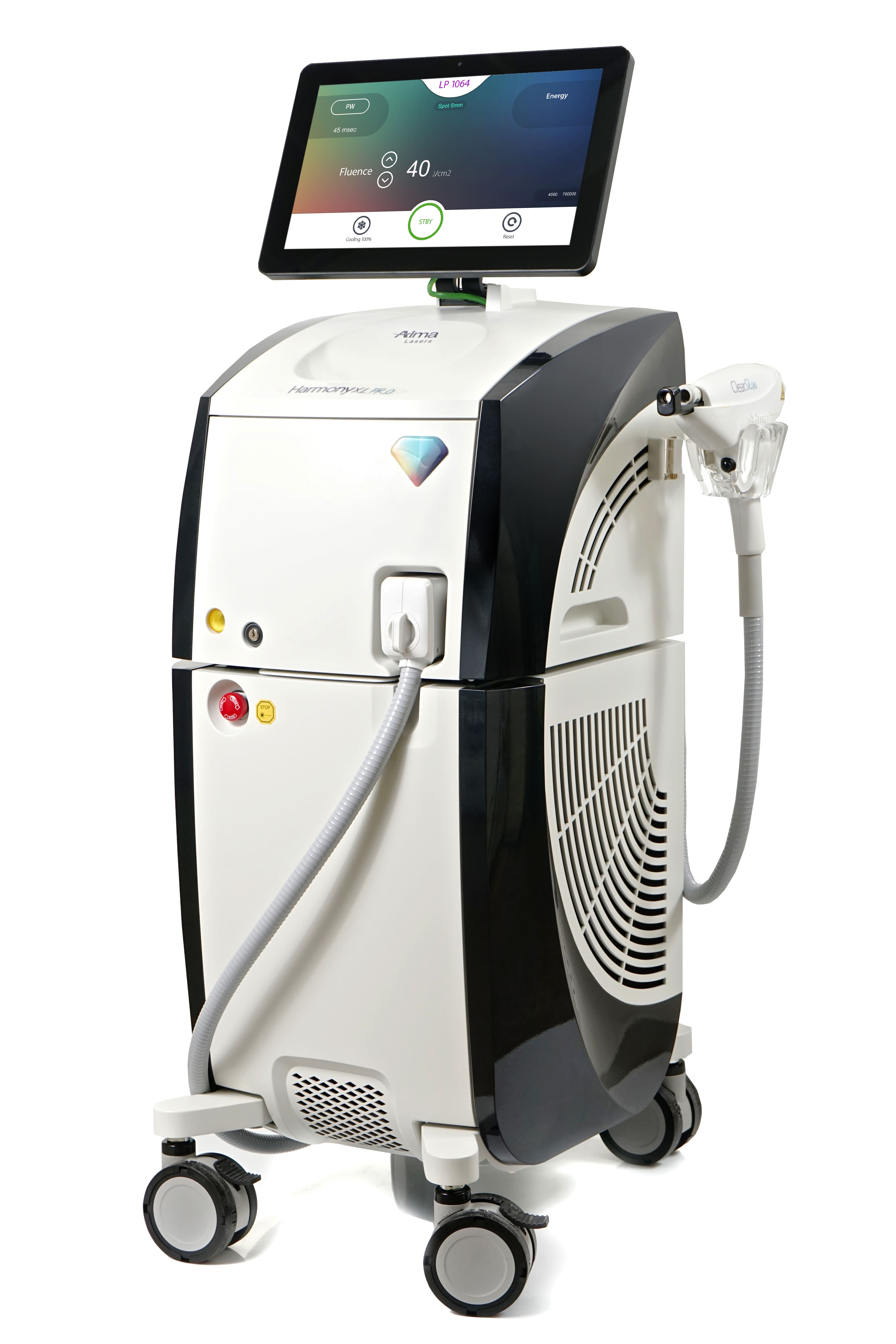 Modern dental care unit at Vasavi Hospitals Bangalore equipped with advanced dental chair and technology